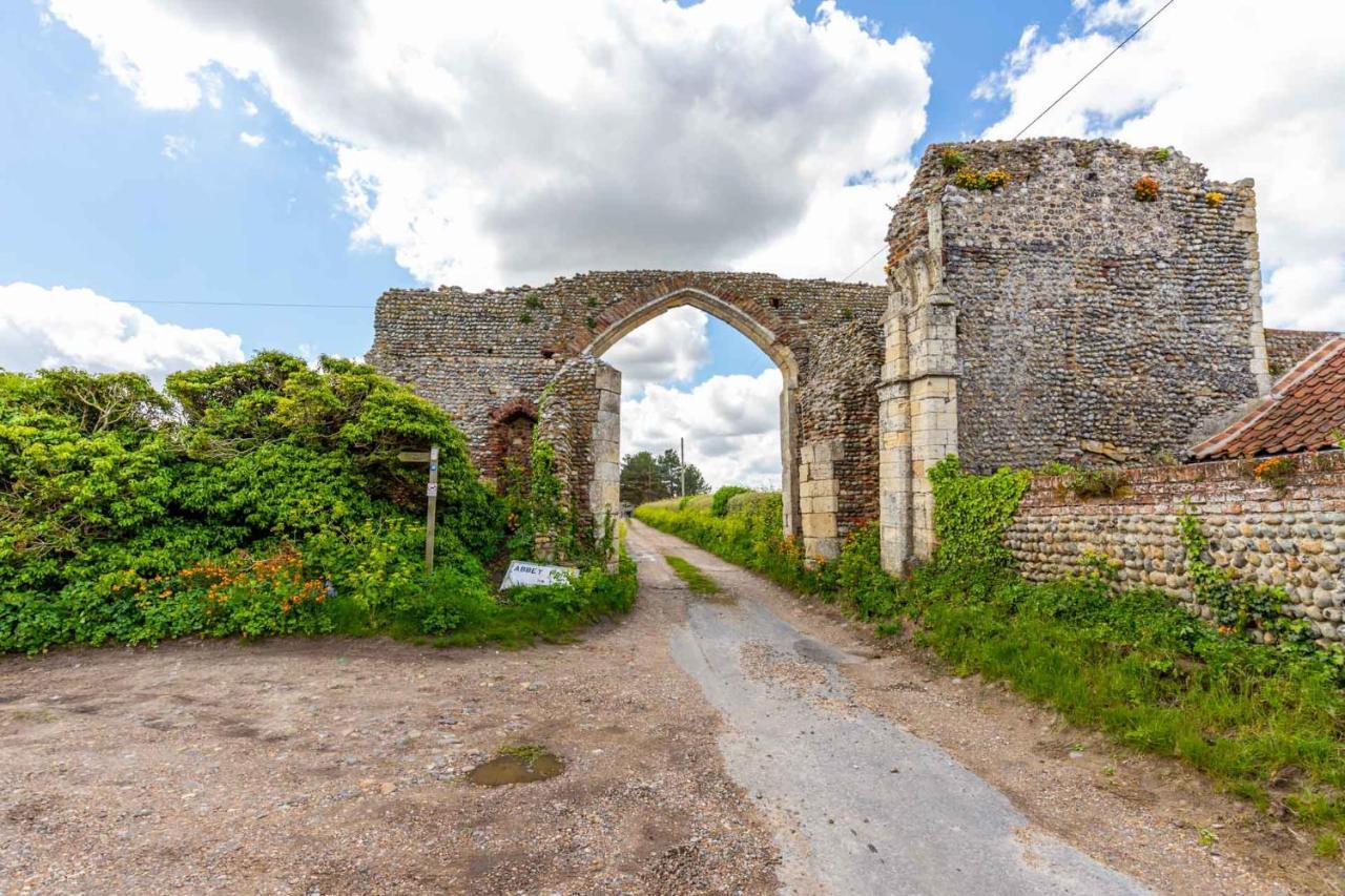 Abbey Farm Cottages Bacton  Eksteriør billede